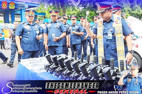 PNP chief turns over equipment in PRO.